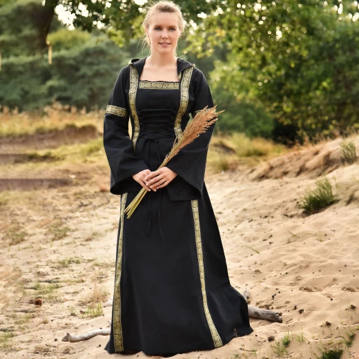 Středověké šaty Eleanor s kapucí, černé