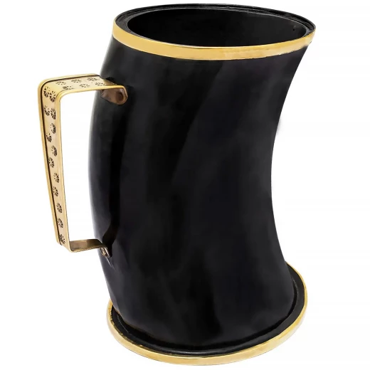 Hornkrug mit Messinggriff und -beschlägen, Schwarz, ca. 800 ml