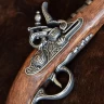 Pirátská křesadlová pistole, 18. století, nefunkční replika