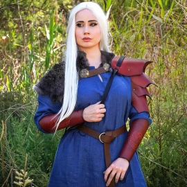 Leder-Schulterpanzer mit keltischem Pferdemotiv | 3 Farben - Outlet