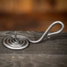 Handgeschmiedeter Kerzenhalter mit Dorn SPIRALE