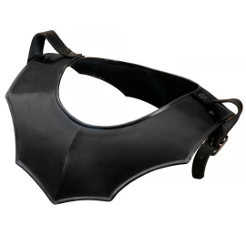 Temný rytířský nákrčník Avenger s ozdobným lemem z černé oceli