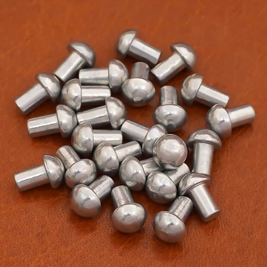 Stahlnieten mit Rundkopf 4x6 mm, 100 Stück Set