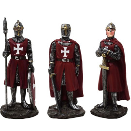 Set of 6 Crusader figures painted in red with white crosses