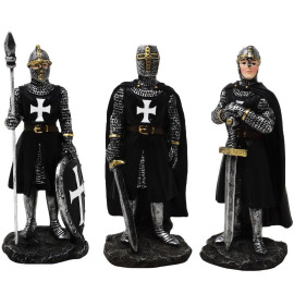 Set von 6 Kreuzritterfiguren in Schwarz mit weißen Kreuzen bemalt