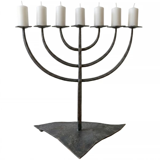 Traditioneller siebenarmiger Menora-Kerzenständer - Outlet