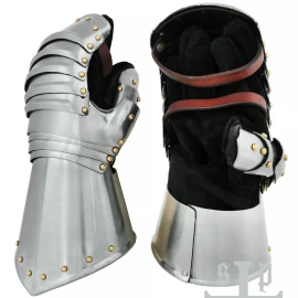 Spätmittelalterliche Hentzen „Schott-Sonnenberg“ – Plattenfäustlinge (Paar)