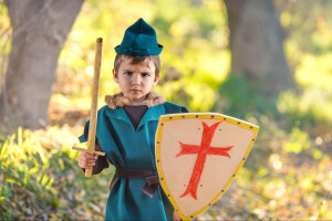 Waffen und Rüstungen für Kinder: So werden die Wünsche von kleinen Rittern wahr