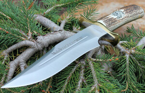 Das Jagdmesser ist seit dem 17. Jahrhundert eines der Symbole der Jäger
