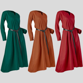 Girls medieval dress 11th - 15th century