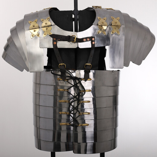 Roman legionaries armor Lorica Segmentata