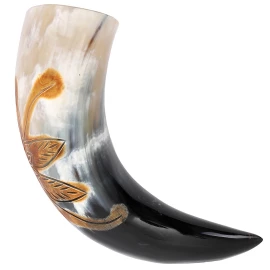Drinking horn engraved with orange blossom