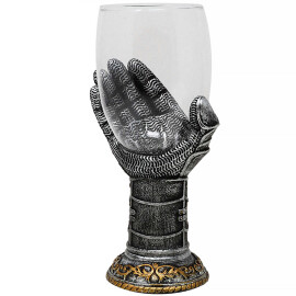 Glass with gauntlet
