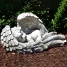 Zahradní socha anděl 18x41cm dítě spící na andělských křídlech, šedo-zelená patina