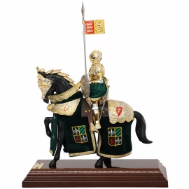 Soška Španělský rytíř na koni v brnění, tmavě zelená čabraka