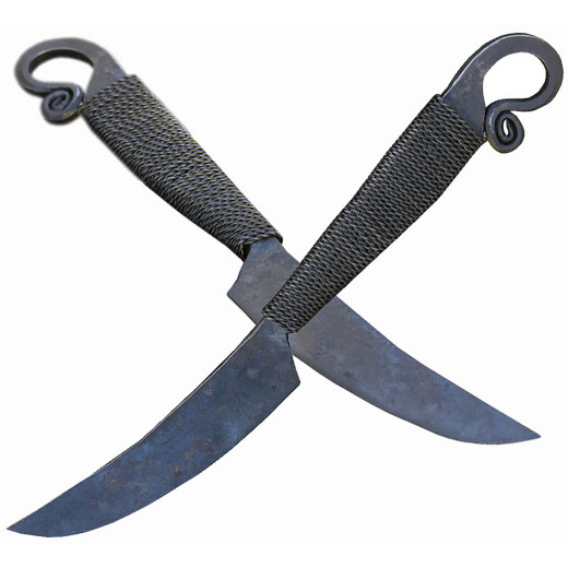 Ručně kovaný železný nůž s drátěnou omotávkou - bez pochvy nekalená konstrukční ocel ČSN1173 (při použití se může deformovat)