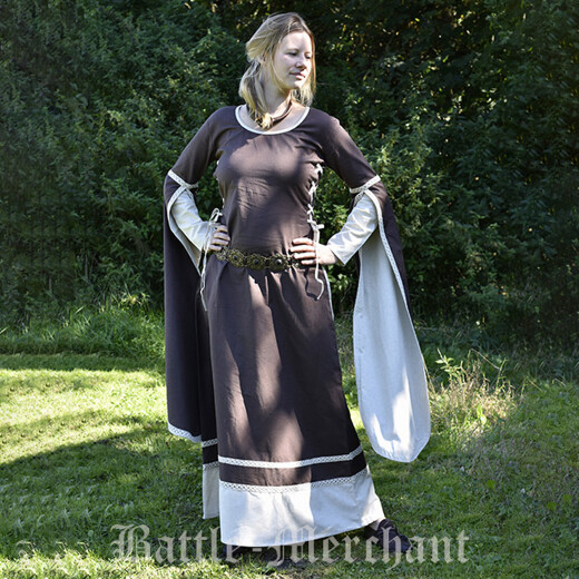 Středověké šaty Dorothee