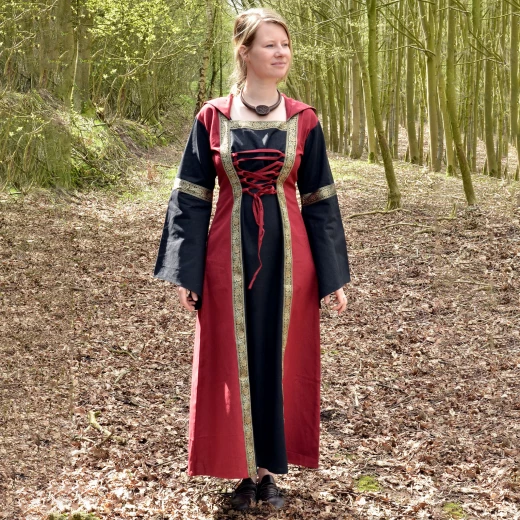Středověké šaty s kapucí Eleanor