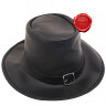 Kožený klobouk s krátkou krempou a niklovou přezkou, hladká kůže