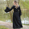 Středověké spodní šaty se zvonovými rukávy, černá