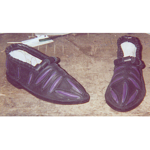 Pánské boty v renesančním stylu