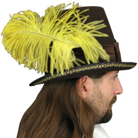 Men's hat with feathers