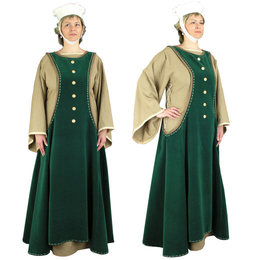 Medieval costume Mona
