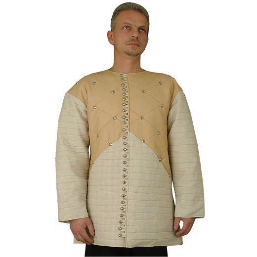 Prošívaný kabátec s nýty