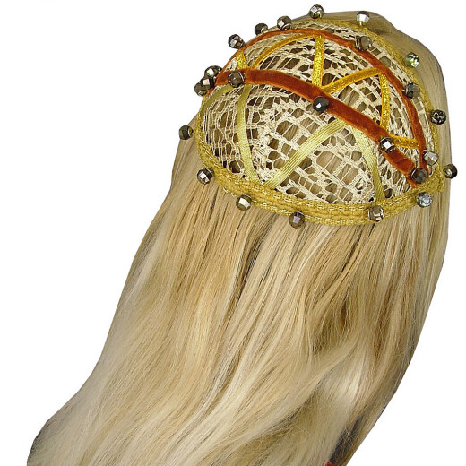 Headdress, Renaissance style