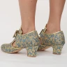 Ladies baroque shoes, coated in cloth
