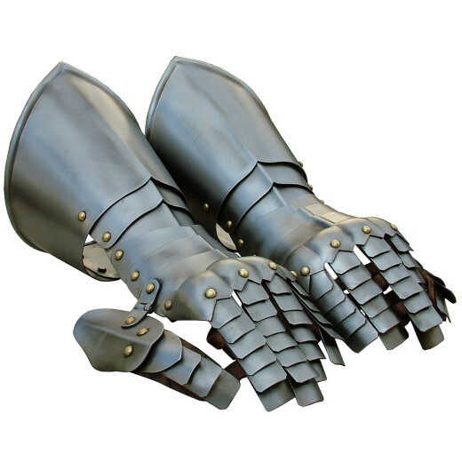 Pair of gauntlets Lyonell