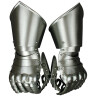 Pair of gauntlets Bedwere