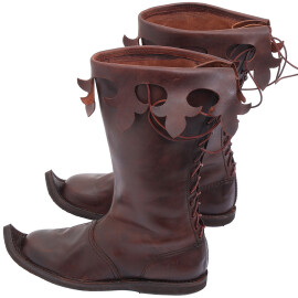 Top boots with lacing and cut out cuffs