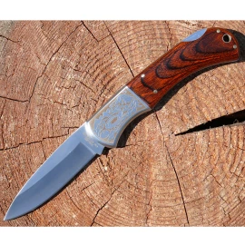 Pocketknife with elegant wooden handle cover