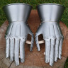 Gotické plátové rukavice bojové
