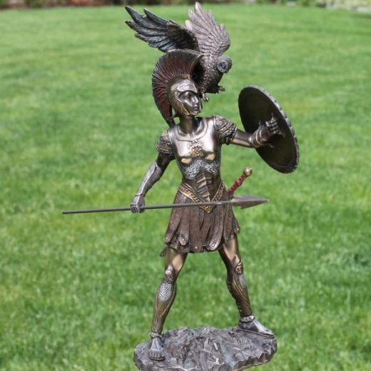 Socha Athéna bohyně moudrosti