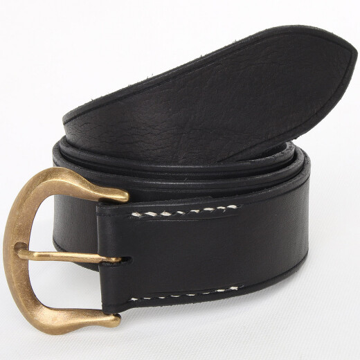 Leather belt with metal buckle timeless design