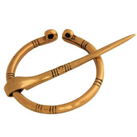 Small Medieval Ring Fibula