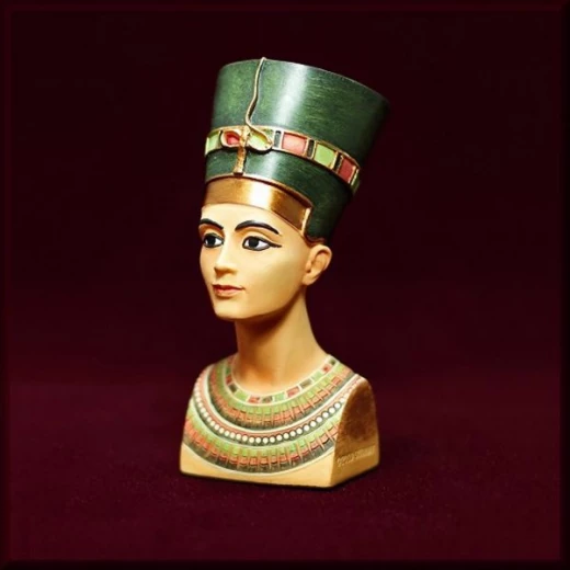 Resin Figure Nefertiti 10cm