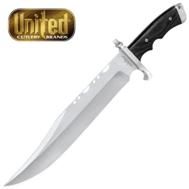 Magnum Bowie Knife, design by Gil Hibben