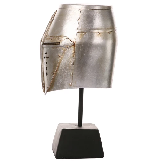 Topfhelm mit Ständer - Dekoration