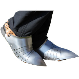 Sabbatons with open heel (1290-1390)