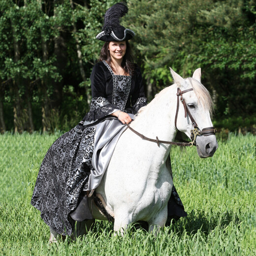 Baroque-style Horsewoman dress Dona sale