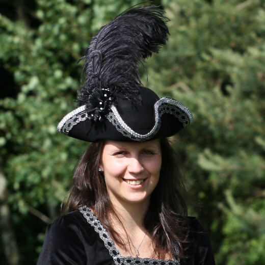 Ladies' tricorn hat with ostrich's feather