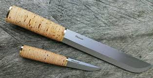 Srovnání finského nože a nože leuko